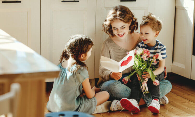 A Gift Card Makes a Perfect Mother’s Day Gift, and Here’s Why