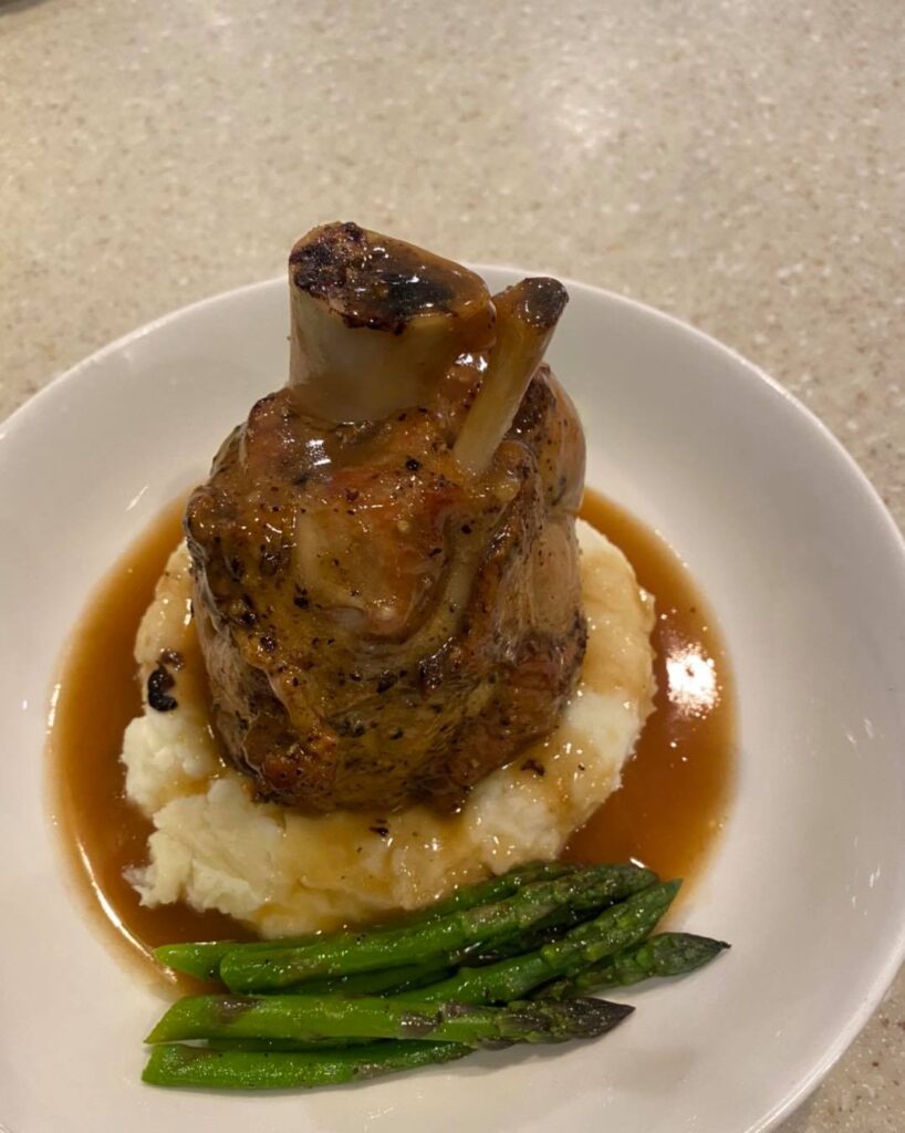 Braised Pork Shank with Mashed Potatoes