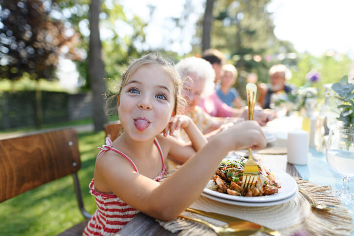 Spring BBQ Kickoff: How to Bring BBQ to Your First Outdoor Gatherings of the Season